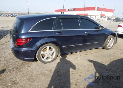 2010 Mercedes-Benz R 350 Bluetec 4Matic z USA, uszkodzony, nr VIN 4JGCB2FE3AA107685